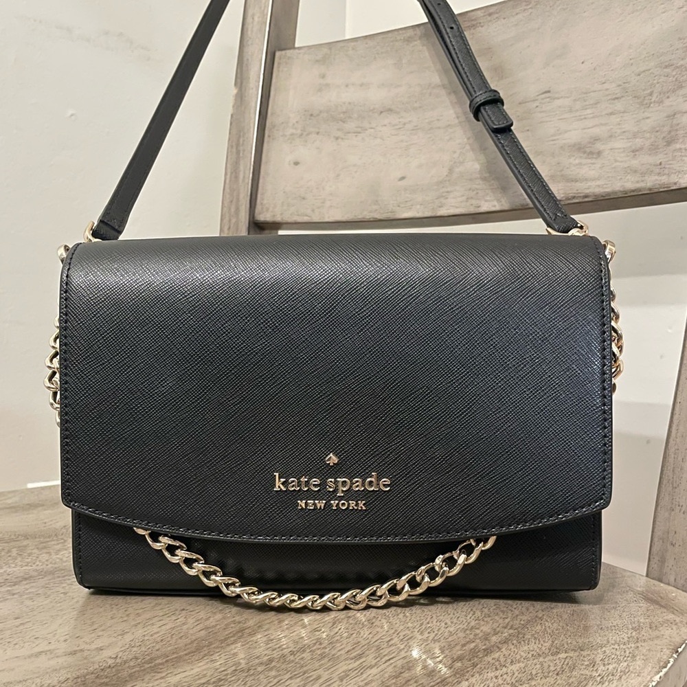 Kate Spade crossbody bag with chain accessory black